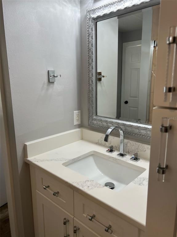 Building Photo - 9724 Tivoli Villa Dr