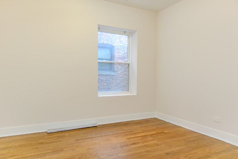 Building Photo - 1517 E 67th Pl