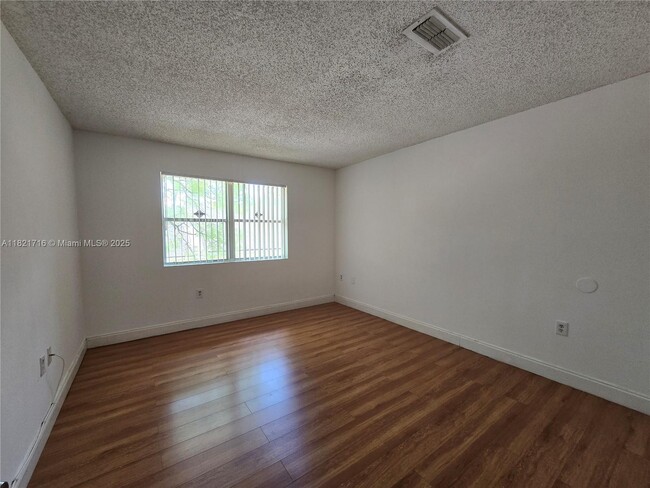 Building Photo - 8022 SW 21st Ct