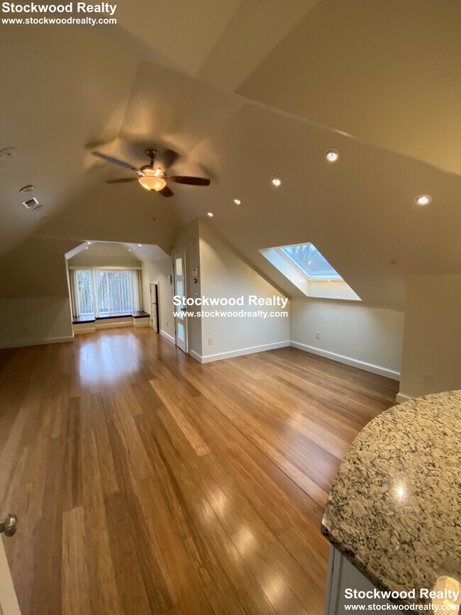 Building Photo - 152 Blue Hill Avenue