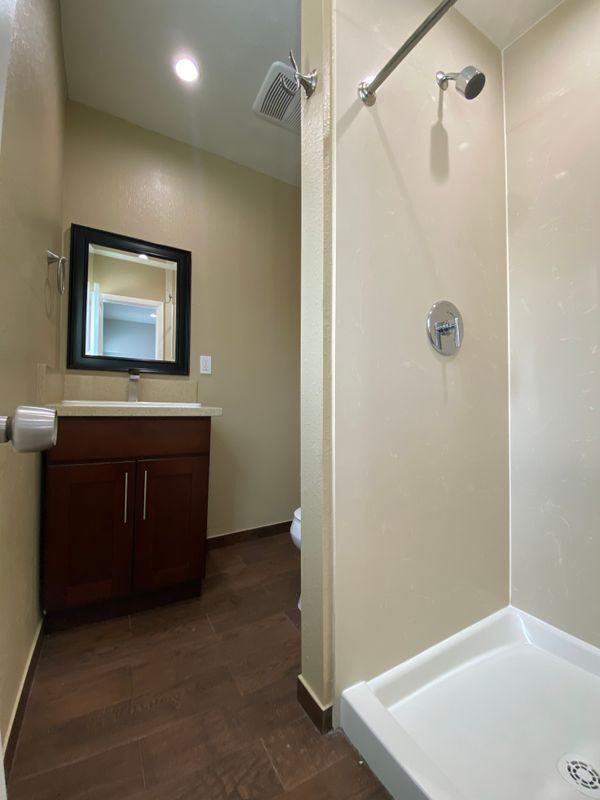 Building Photo - 702 N McCadden Pl