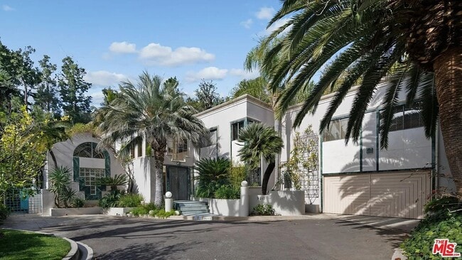 Building Photo - 9213 Warbler Way