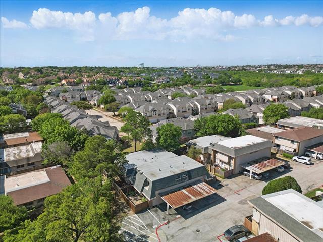 Building Photo - 2700 Stonehaven Ct