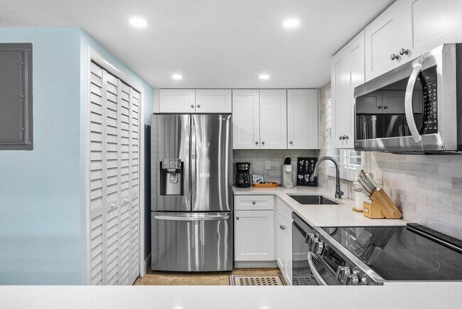 Building Photo - 4107 Kittiwake Ct