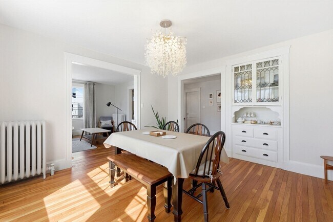 Building Photo - 23 Matchett St