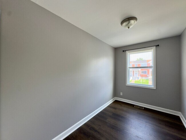 Building Photo - 7441 Berkshire Rd