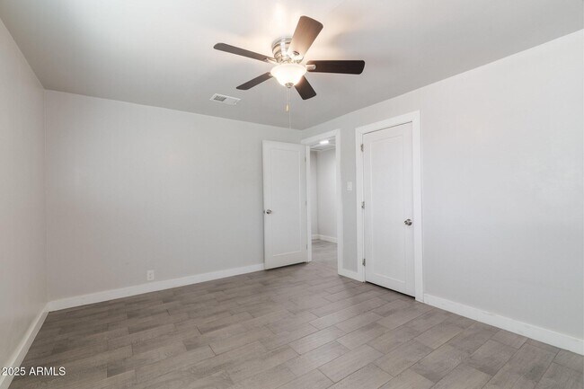Building Photo - 240 N Monte Vista St