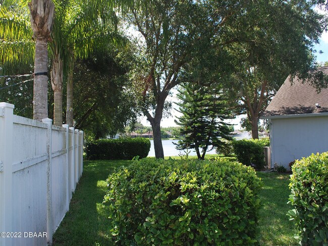 Building Photo - 621 Coral Trace Blvd