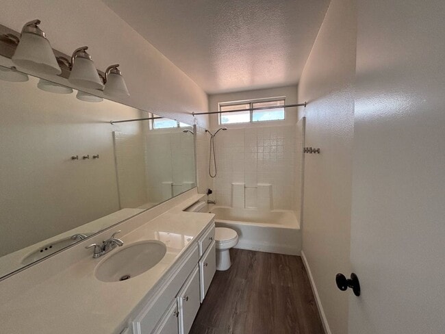 Building Photo - 12790 Lambeth St