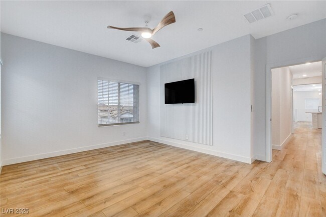 Building Photo - 237 Callen Falls Ave