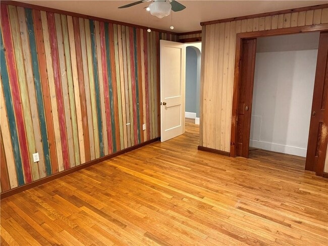 Building Photo - 25 Rockland Rd