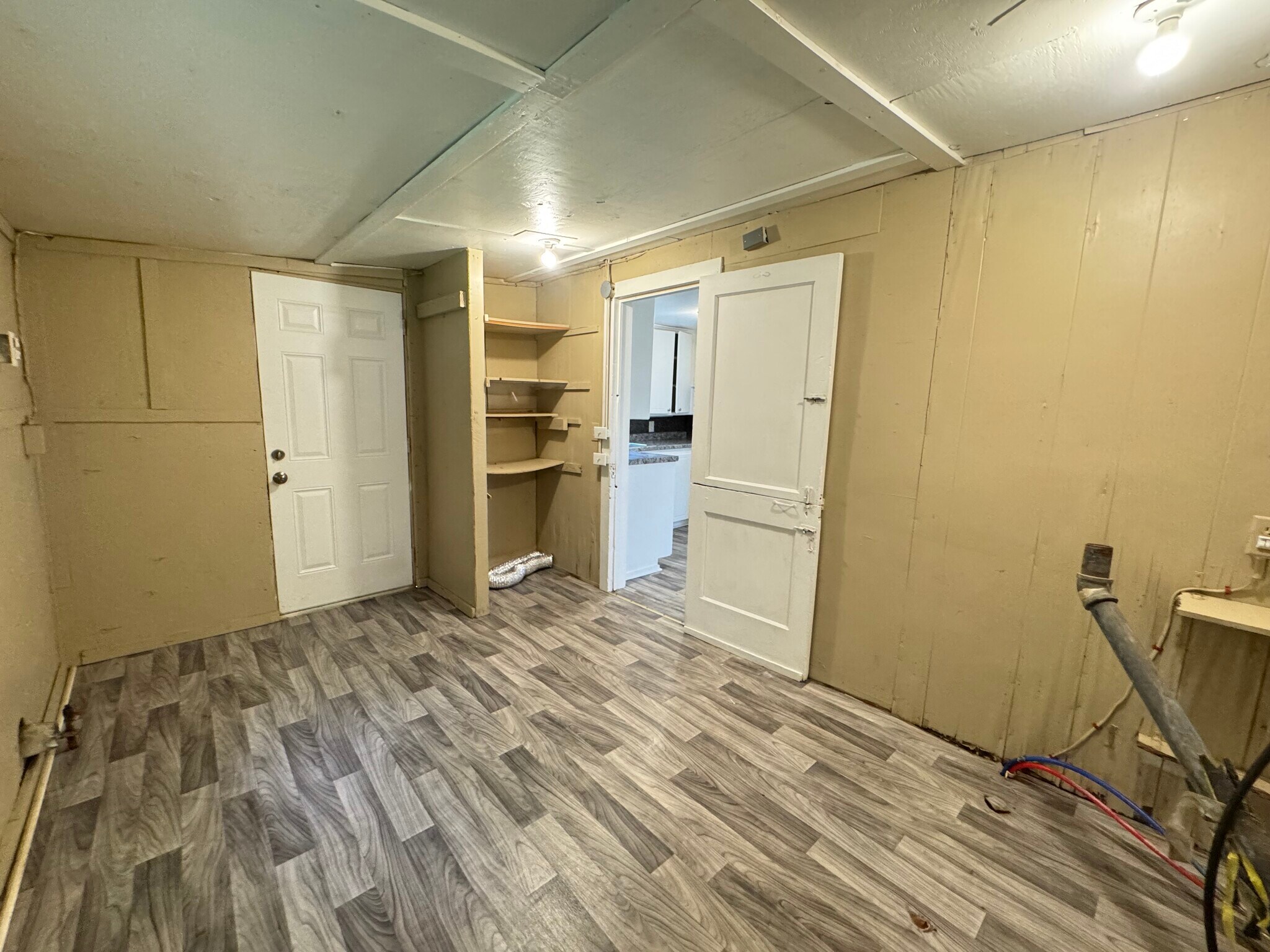 Building Photo - 3516 S Quapah Ave