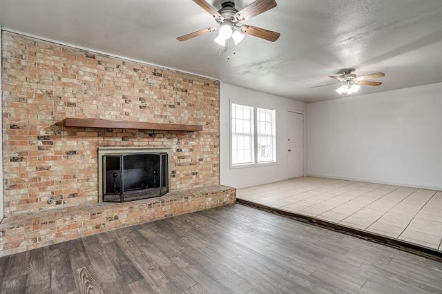 Building Photo - 109 NE Cindy Ln