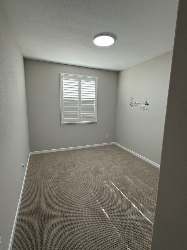 Building Photo - 3223 Le Bourget Ln