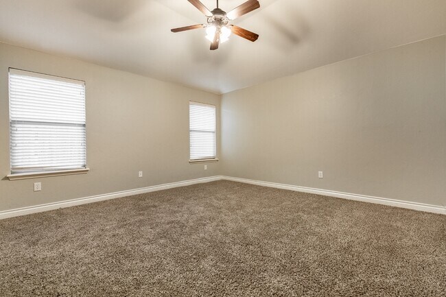 Building Photo - 2609 NW 183rd St