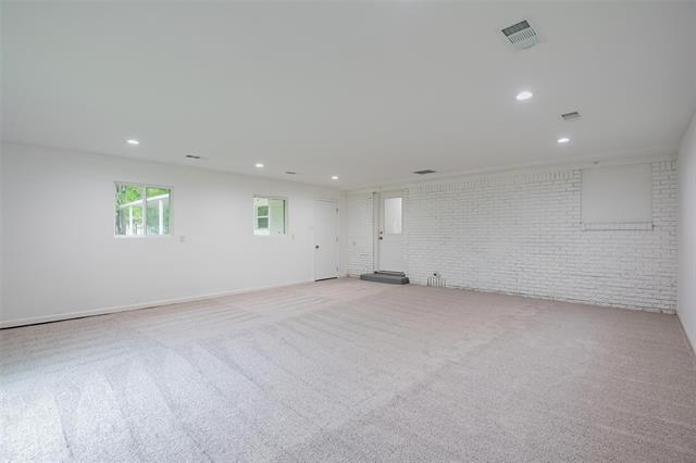 Building Photo - 7017 Briley Dr