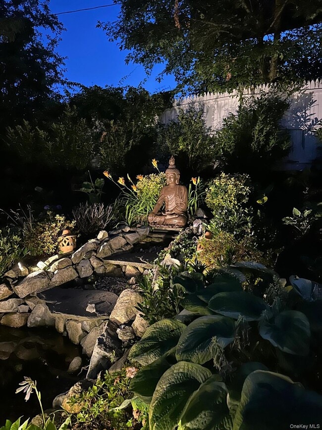 Building Photo - 24 Green Dr