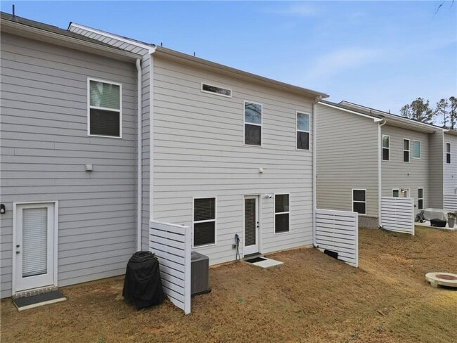 Building Photo - 3860 Pressley Ln