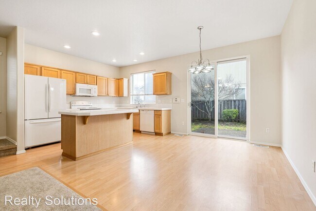 Building Photo - 3 br, 2.5 bath House - 17691 SW September ...