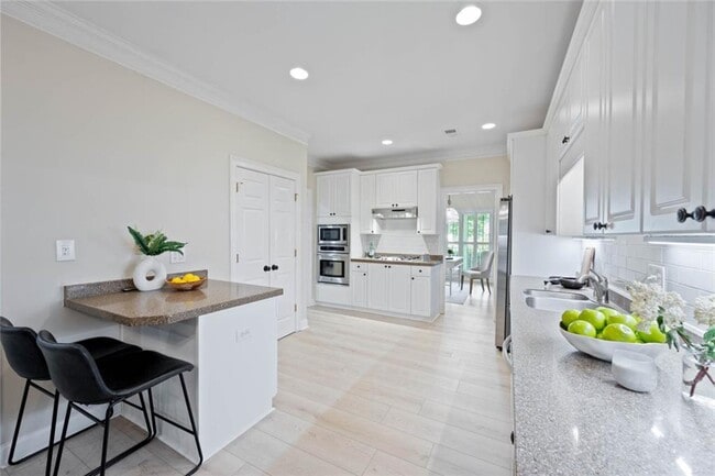 Building Photo - 8675 Hope Vine