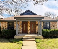 Building Photo - 4610 Sycamore St