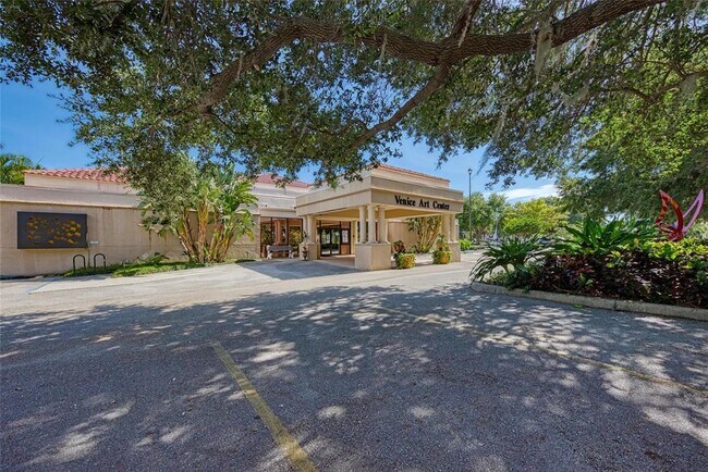 Building Photo - 616 Guild Dr