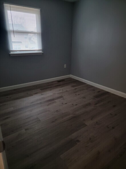 Building Photo - 228 Nathan Way