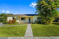 Building Photo - 6851 SW 48th Terrace