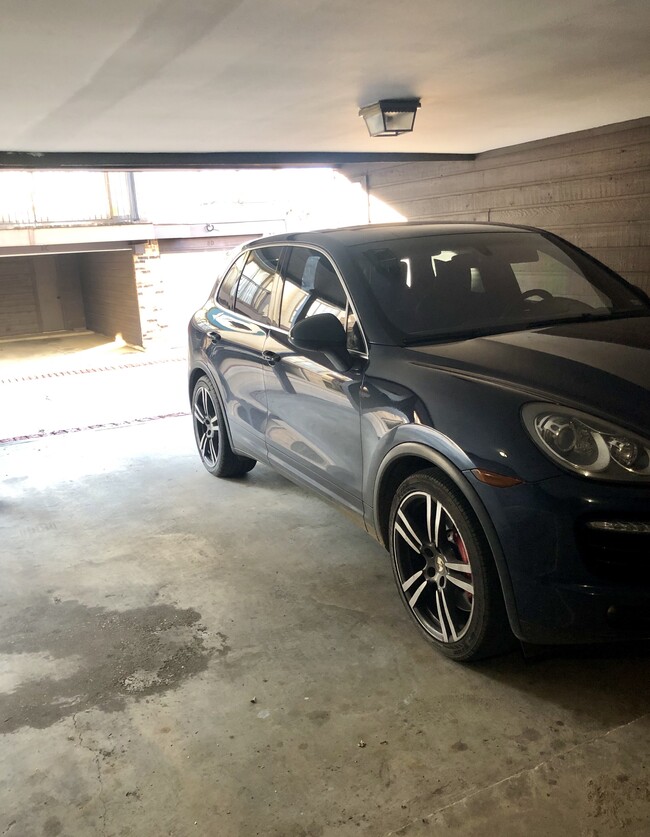 Huge Carport - 3100 Fairfield Ave