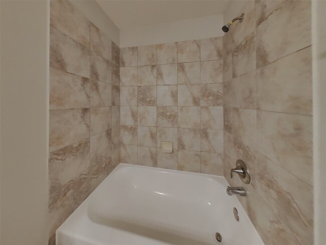 Building Photo - 6022 Wesley Manor Ct