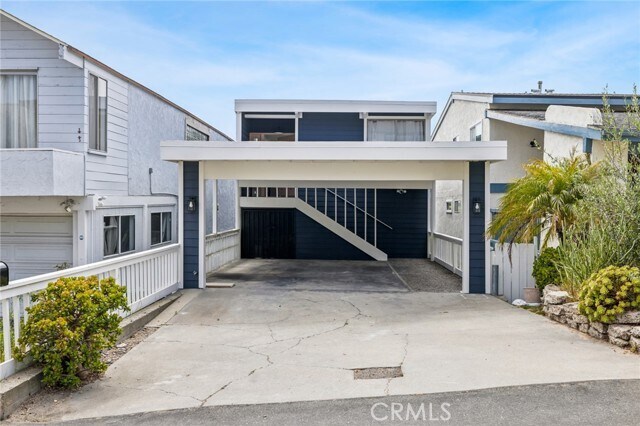 Building Photo - 989 La Mirada St