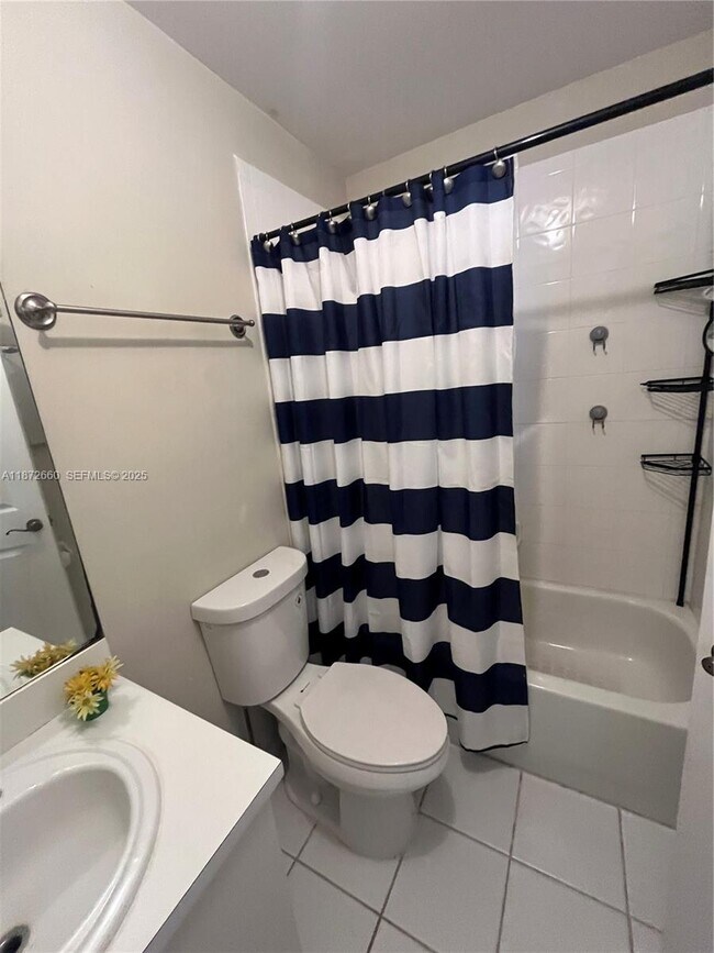 Building Photo - 2320 SE 23rd Rd