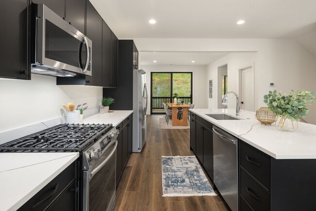 Building Photo - MAJOR RENT REDUCTION Brand New 4-Bedroom H...