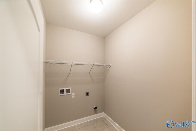 Building Photo - 3029 Crystal Creek Dr