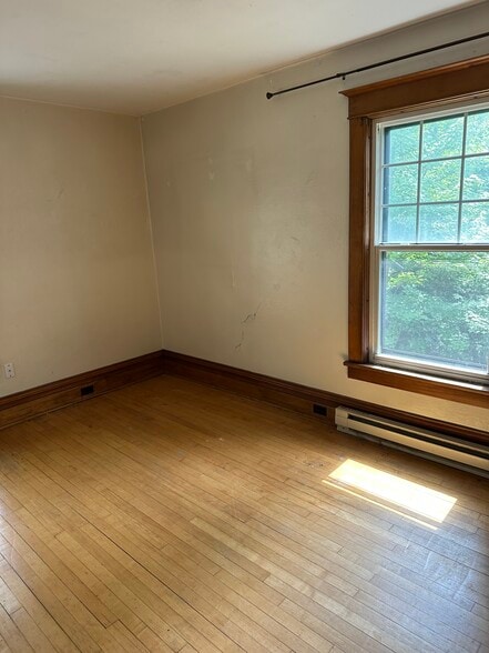 Building Photo - 433 Jefferson St