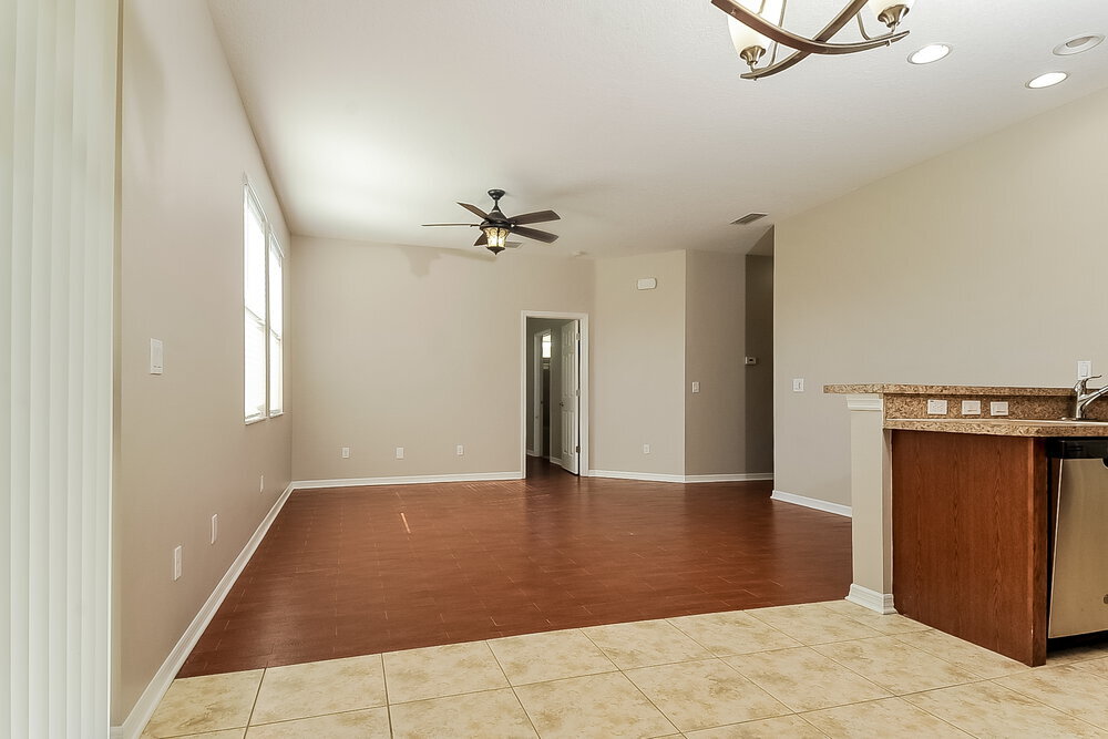 Building Photo - 915 Parker Den Dr