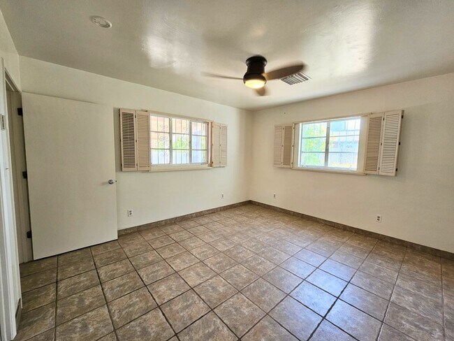 Building Photo - A charming 3-bedroom, 2-bathroom house in ...