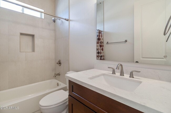 Building Photo - 48126 N Coyote Pass Rd