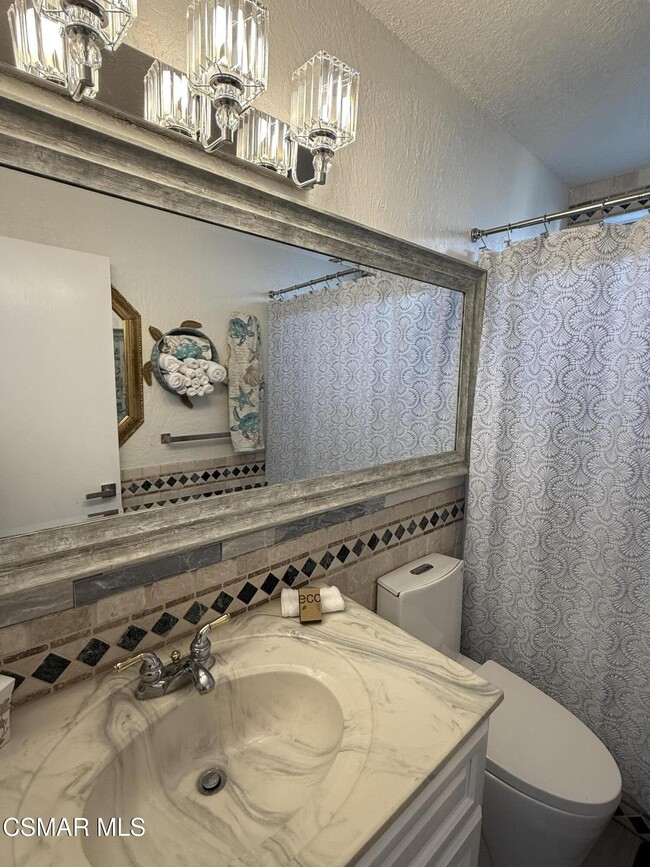 Building Photo - 379 S Greenway Ave