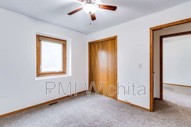 Building Photo - 6514 W Briarwood Ave