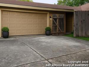 Building Photo - 1007 Evening Dun St