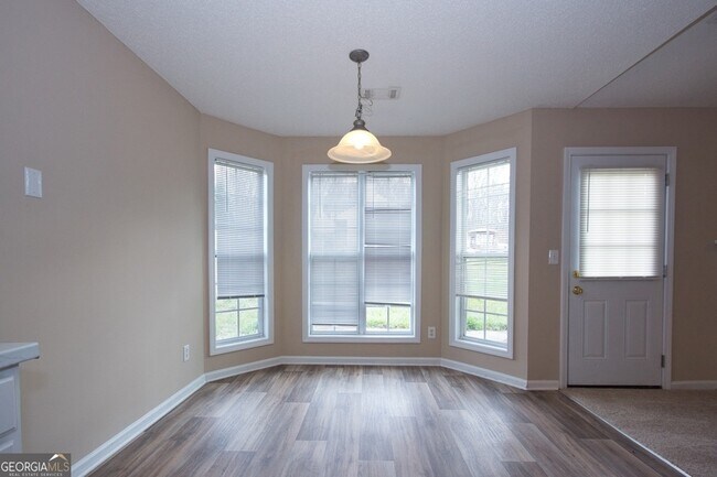 Building Photo - 1302 Palmer Ln