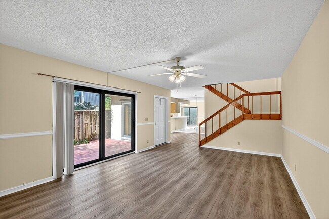 Building Photo - 2494 Waterside Dr