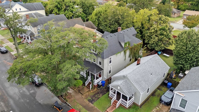 Building Photo - 122 Webster Ave