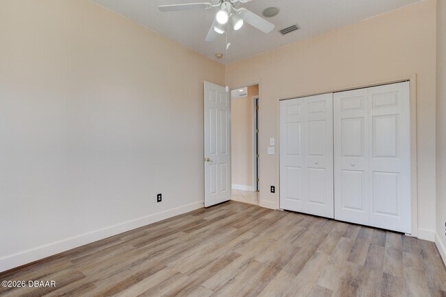 Building Photo - 6101 Sanctuary Garden Blvd