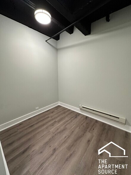 Building Photo - 725 St Johns Ave