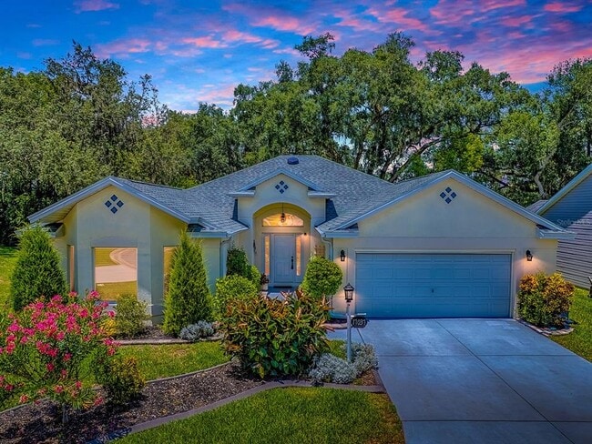 Building Photo - 17037 SE 76th Creekside Cir