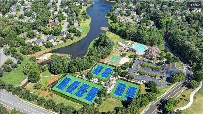 Building Photo - 3500 Millwater Crossing NE