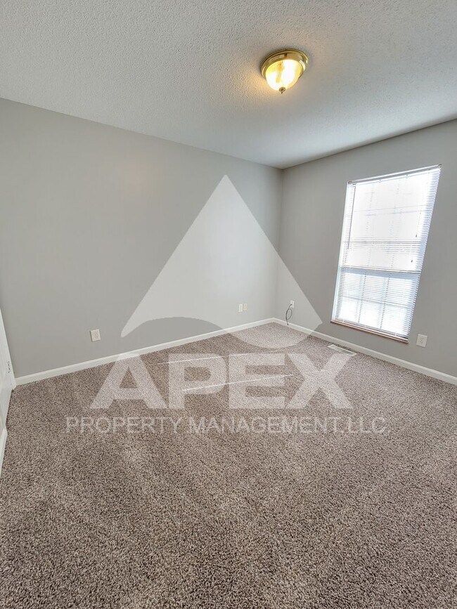 Building Photo - 3 Bd - 2 Ba Single Family Home in North Knoxville - Fountain City!