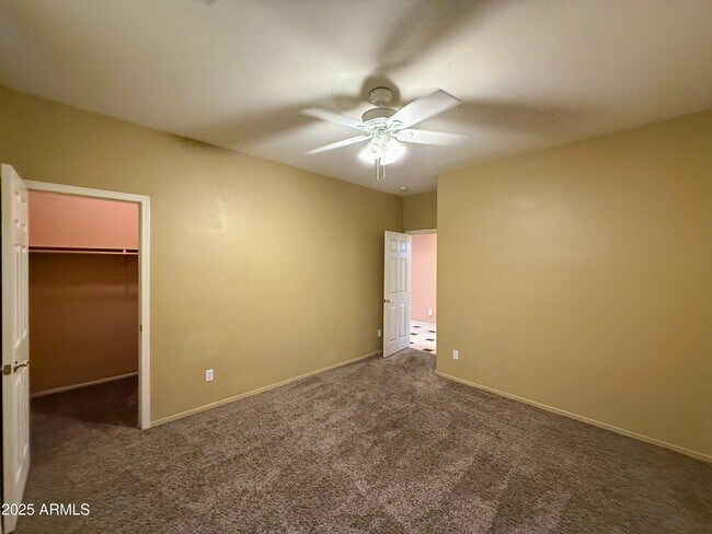 Building Photo - 6687 S Wilson Dr